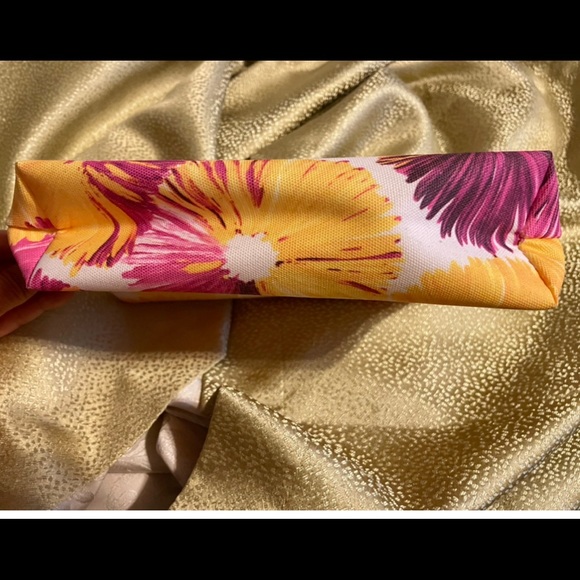 🔴 Discounted SHIPPING 🌷Clinique Set - Picture 3 of 9